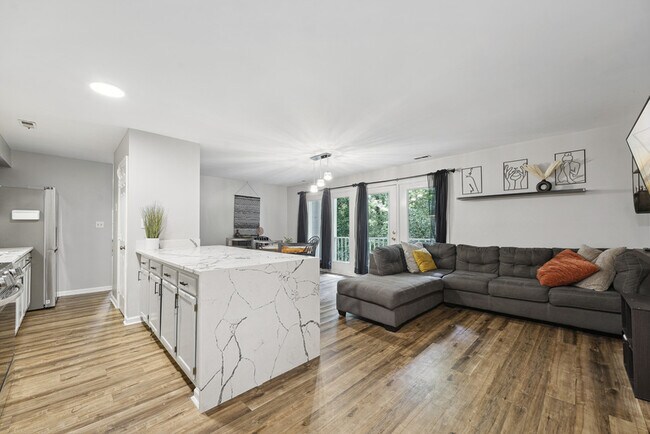 Photo - 1310 Park Glen Dr