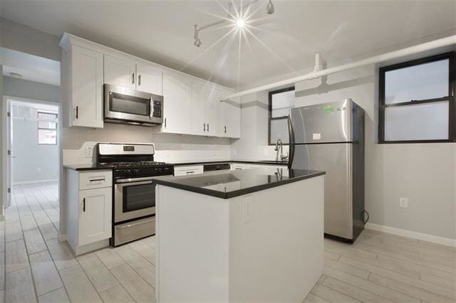 Building Photo - 118 Corbin Ave Unit B1 Rental
