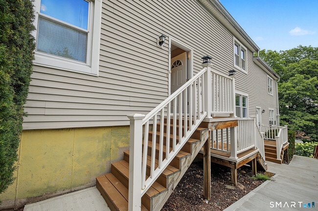 Building Photo - 6 Irving Pl Unit 3C