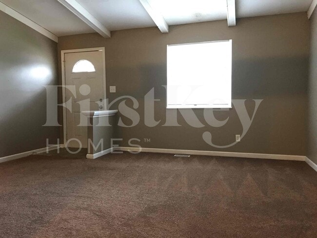 Photo - 8101 Railroad Rd