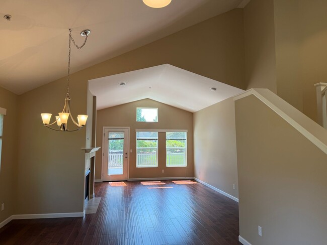 Photo - Lake Stevens 3 bedroom in gated community