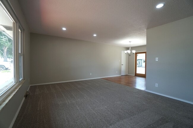 Photo - 5007 Alta Loma Rd