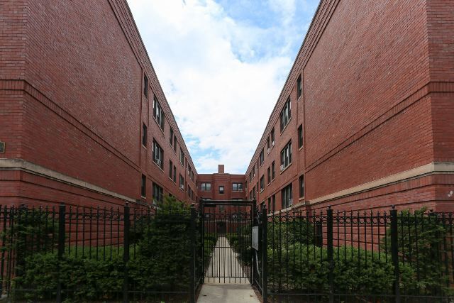 Building Photo - 5740 N Winthrop Ave Rental