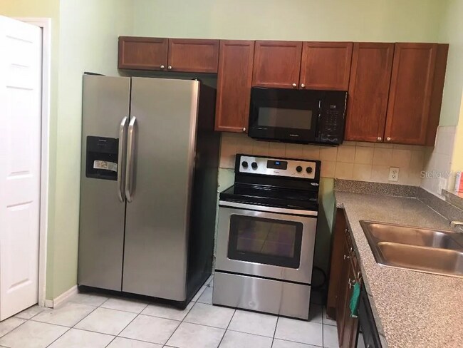 Kitchen stainless Steel Appliances - 71 Emerald Bay Dr