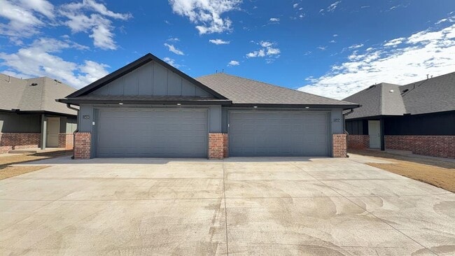 Photo - 11426 University