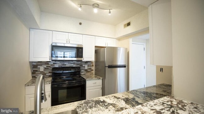 Photo - 5505 Seminary Rd Unit 1418N