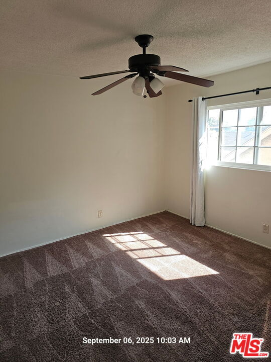 Photo - 1639 W 84th Pl Unidad APT #4
