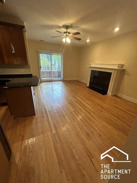 Photo - 2656 N Hamlin Ave Unit 2S