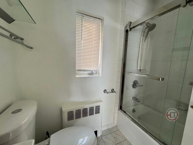 Photo - 3220 Lafayette Ave