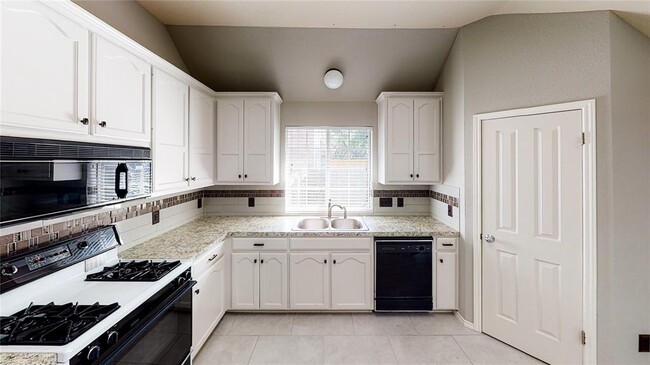 Photo - 1705 Coral Dr