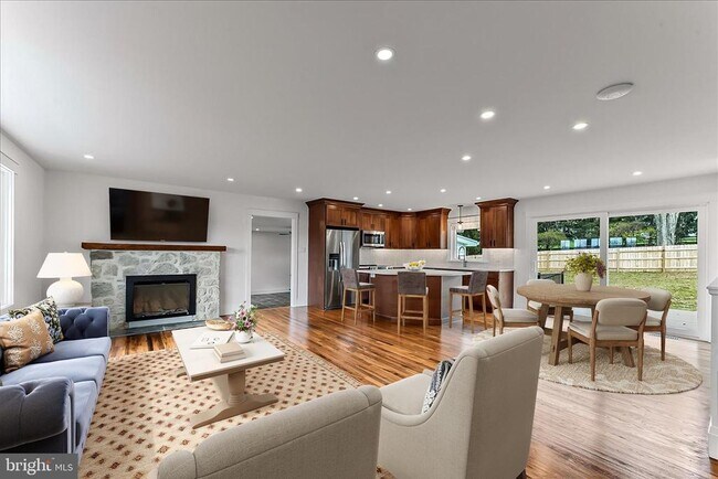 Photo - 919 S Concord Rd