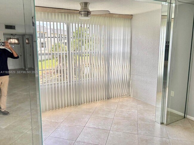 Photo - 8305 Sunrise Lakes Blvd Unit 211