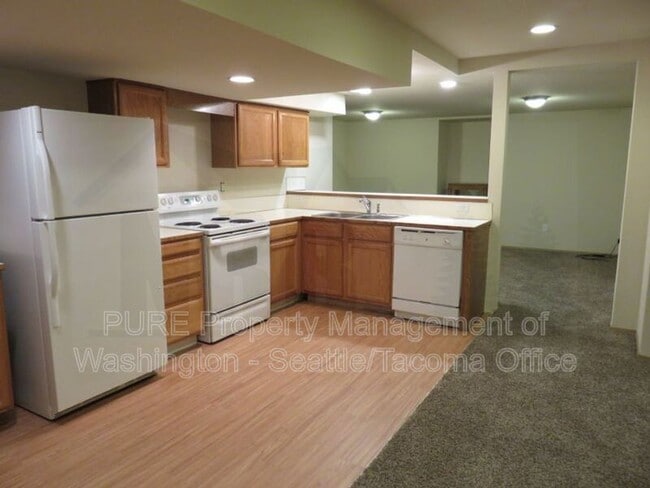 Photo - 702 119th St S