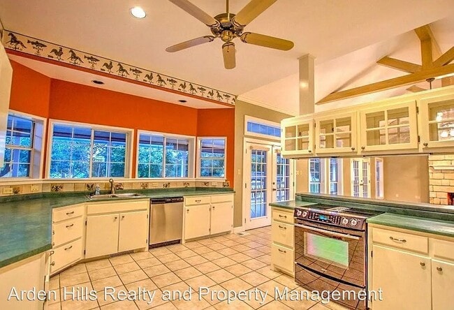 Photo - 1708 Quinlan Creek Dr