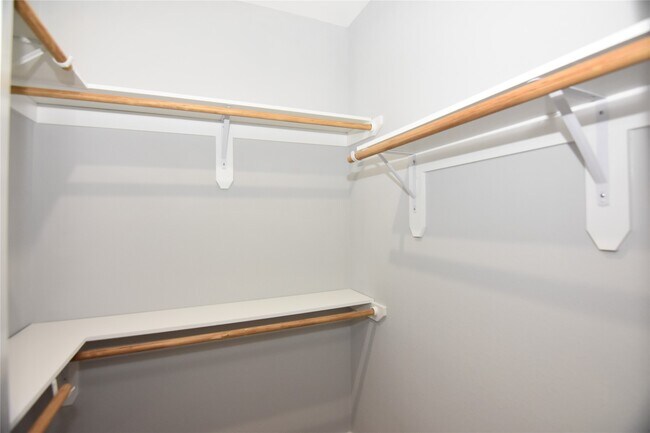 Photo - 6834 Foster St