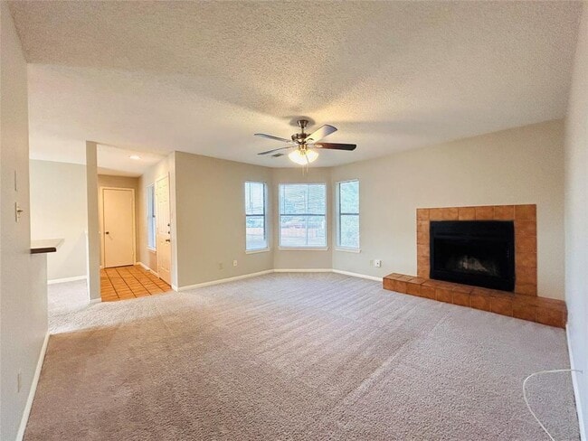Photo - 8913 Schick Rd