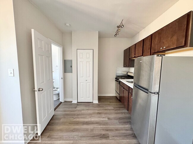 Photo - 1630 N Humboldt Blvd Unit 4C