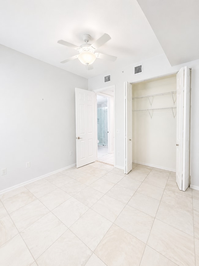 Photo - 1445 Mariposa Cir Unit 104