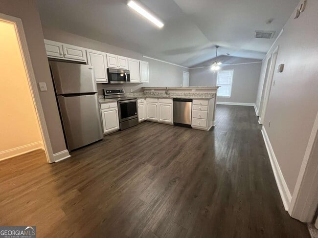 Photo - 565 Rustwood Dr