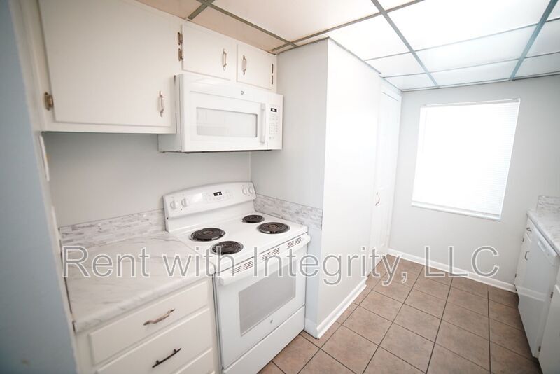 Photo - 2325 W Pensacola St