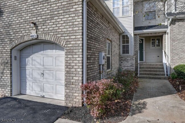 Photo - 403 Taggert Dr