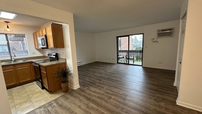 Photo - 413 Berkshire Dr Unit 22