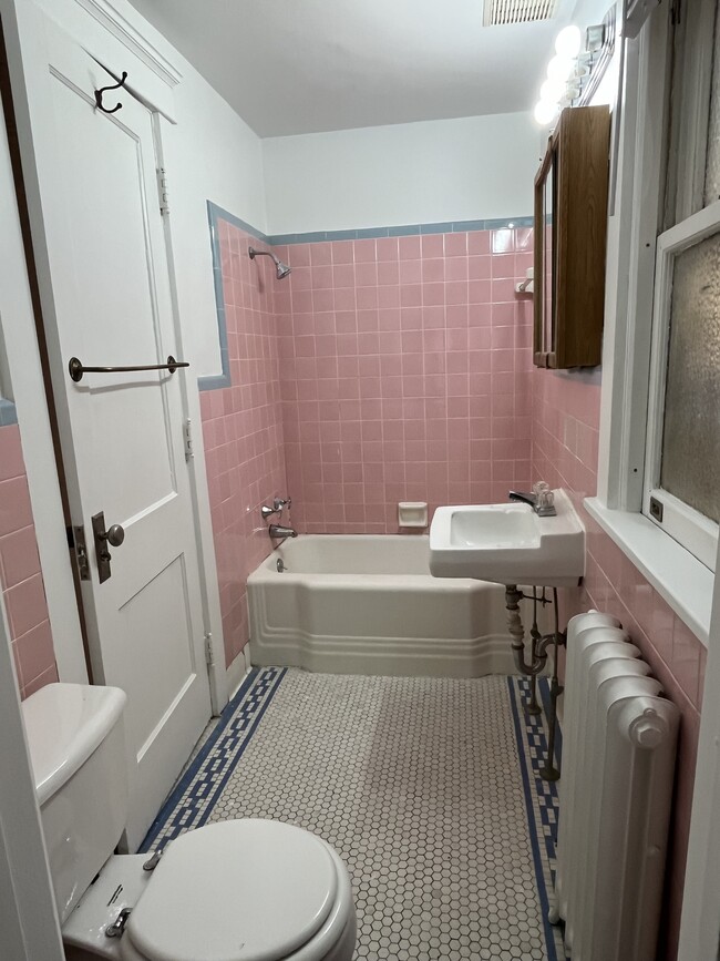 Photo - Plymouth Apartments