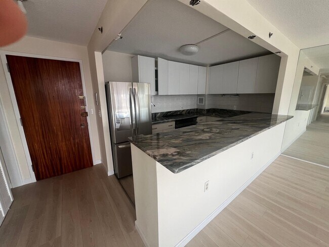 Photo - 872 Massachusetts Ave Unidad 803