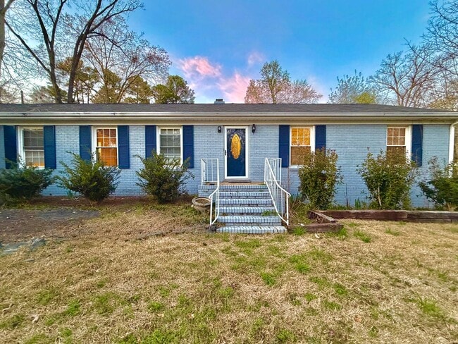 Photo - Charming Ranch with Fireplace, Two Living Areas & Large Lot – Minutes to Downtown