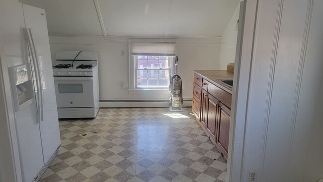 Building Photo - 155B Mine Hill Rd Unit 2