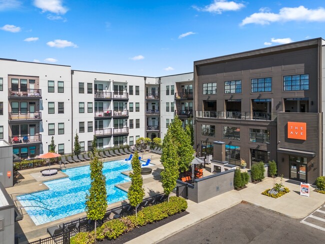The Ave Exterior Entry - The Ave Rental