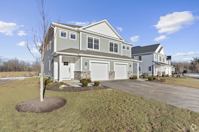 Building Photo - The Grand Meadows Rental