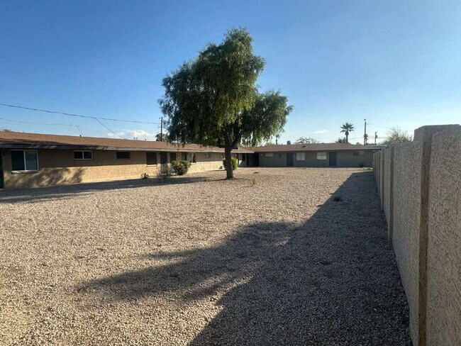 Photo - 3701 N 9th Pl Unidad #9