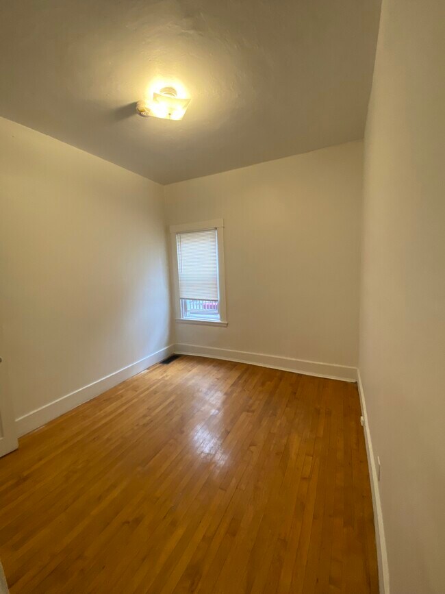 Photo - 150 N 5th St Unit 1B