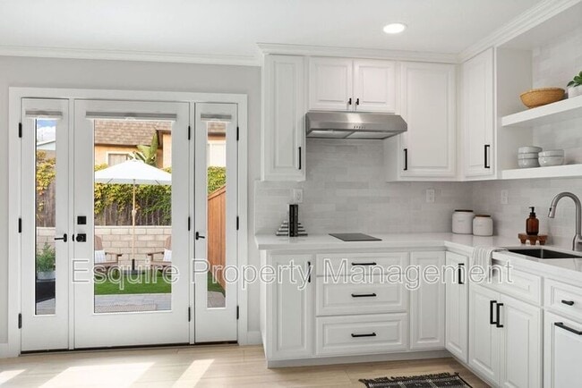 280 E Loop Dr Unit ADU