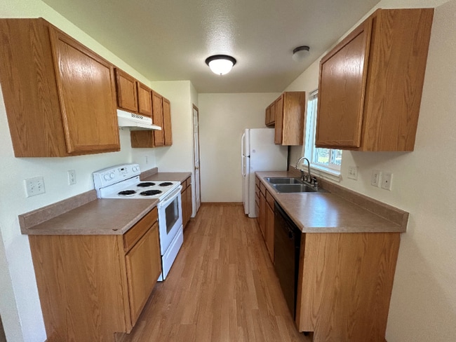 Photo - 448-448 W Shore Dr Unit 446