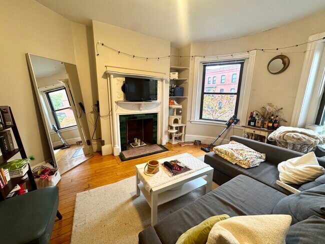 Photo - 614 Columbus Ave Unit 5