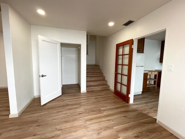 Photo - 2010 24th St