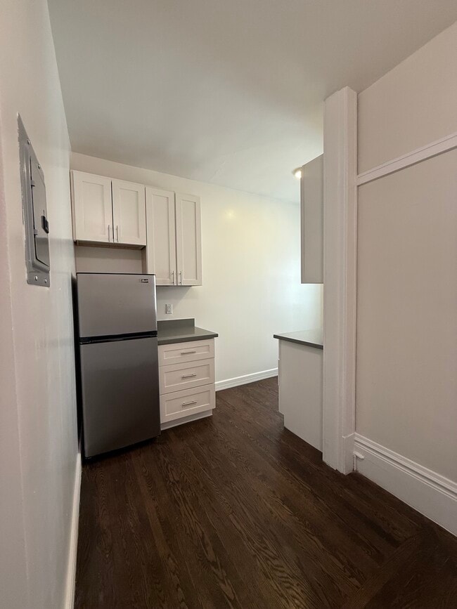 Building Photo - 422 Ellis St Unit 601