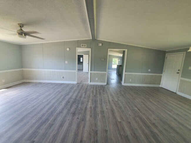 Photo - 2001 McGuire ~ McDougald Downs