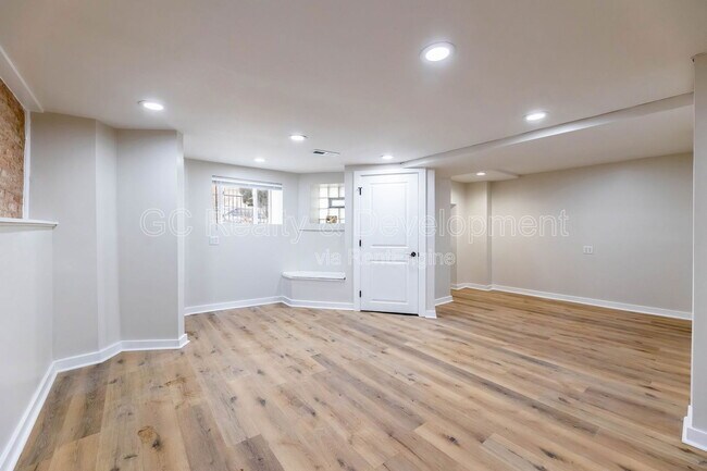 Photo - 4241 S Calumet Ave Unidad G