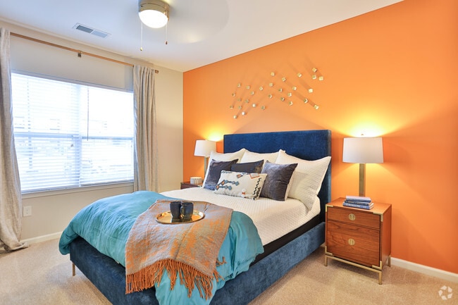 2BR, 2BA