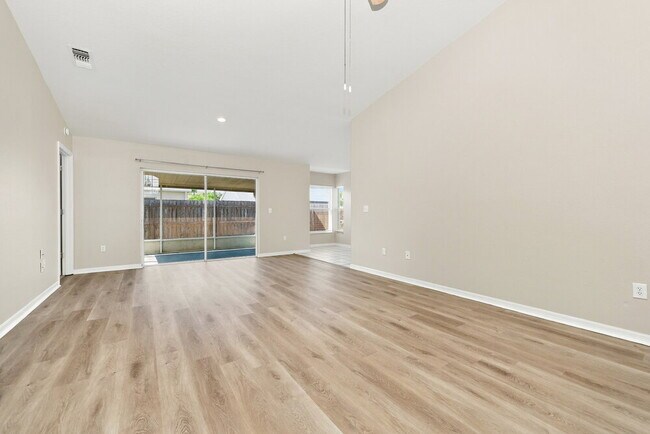 219 Lookout Dr
