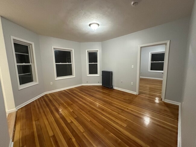 Living Room - 245 Green St Unit 2