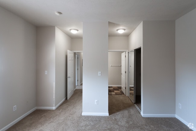 3BR, 2BA - 1202 SF - Auburn Hills Apartments