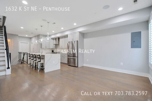 Photo - 1632 K St NE