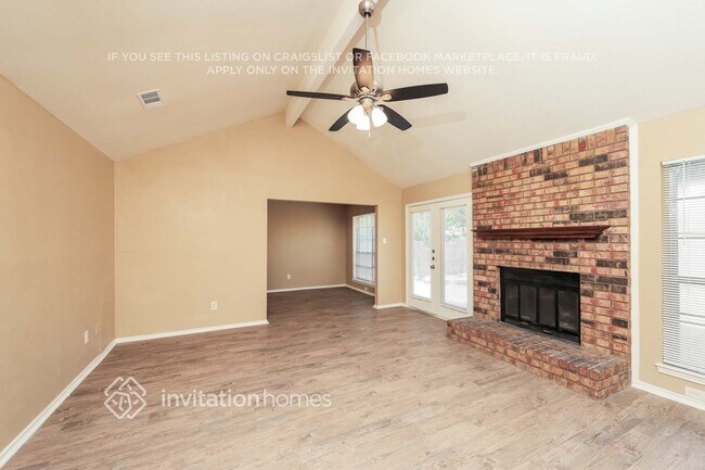 Photo - 1337 Greenbriar Ln