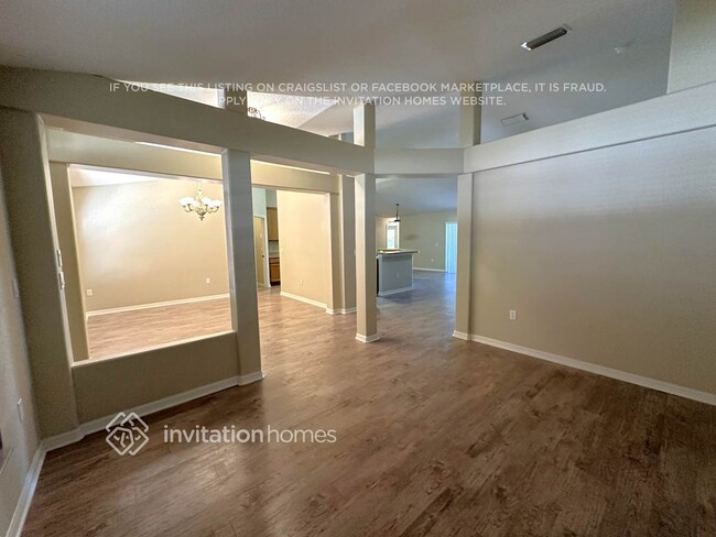 Photo - 1403 Bent Oaks Blvd House