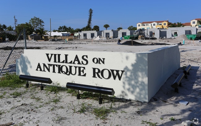 Photo - Villas On Antique Row