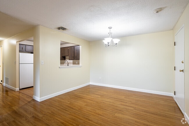 2BR, 1BA